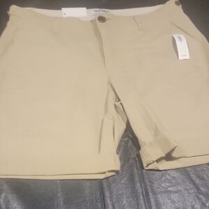 Old Navy Men's Tan Flat-Front Shorts